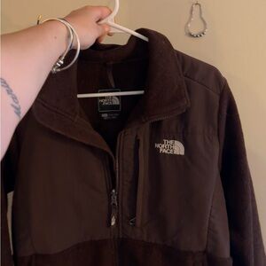 Brown North Face Denali Jacket size M New Condition